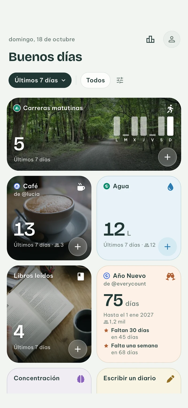 EveryCount en modo claro: contadores coloridos para carreras matutinas, café, agua, libros leídos, el Año Nuevo y tiempo de concentración, con fotos de fondo en carreras matutinas, café y libros leídos